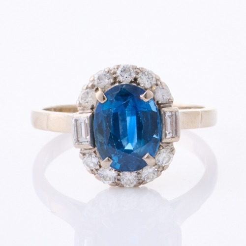 14ct White Gold, Modern, 2.20ct Sapphire / .31ct Diamond Ring