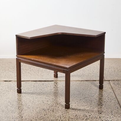 An American Style Corner Unit