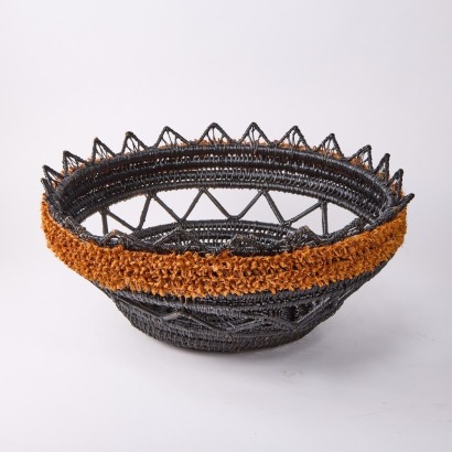 A Weaved Retro Basket