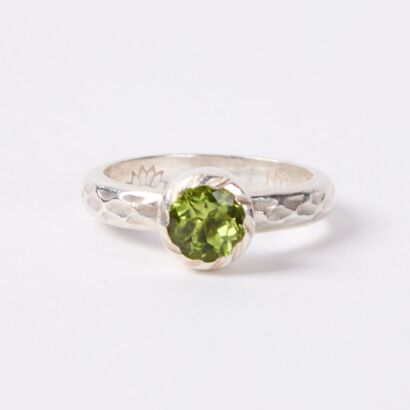 A Sterling Silver Peridot Ring