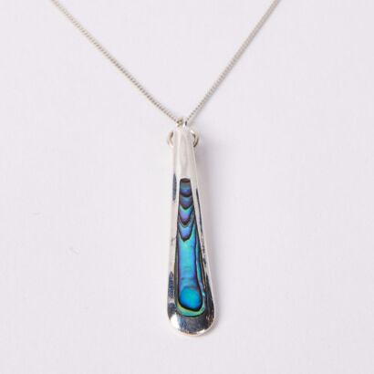 A Vintage Sterling Silver & Paua Pendant on Chain