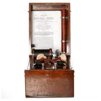 A Wooden Cased Vintage 'Watson & Victor' Electro Medical Apparatus