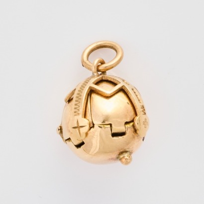 9ct Yellow Gold, 'Order of the Easter' Ball Pendant