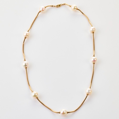 9ct Yellow Gold, Cultured Pearl 'Station' Serpentine Style 46cm Necklace