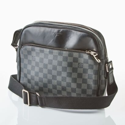 Louis Vuitton, Damier Graphite Dayton Reporter Bag