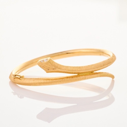 18ct Yellow Gold, NZ Handmade Diamond Set Snake Hinged Bracelet