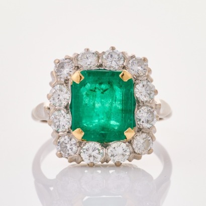 18ct White Gold, 2.80ct Emerald / 1.32ct Diamond Ring