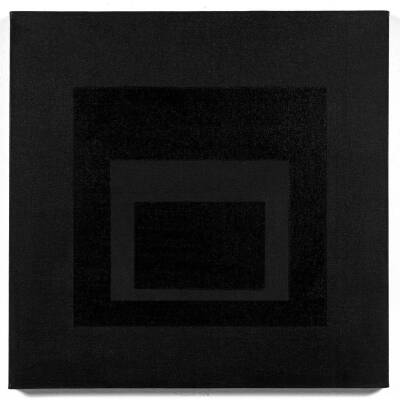 VIVESIO SIASAU 'Uli' ihe 'uli - Black on Black