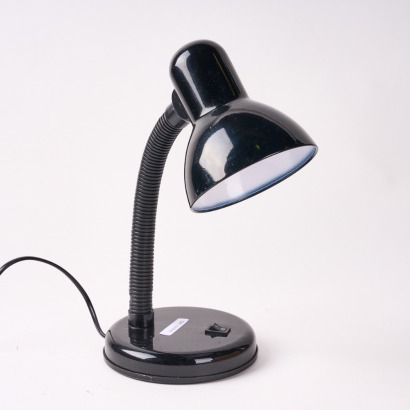 A Retro Black Adjustable Table Lamp