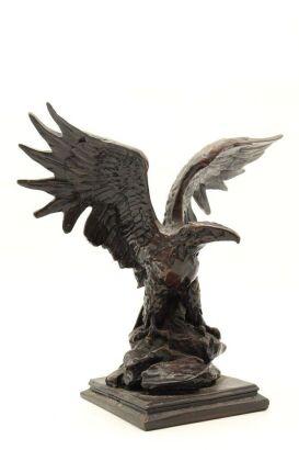 A Chinese resin eagle ornament