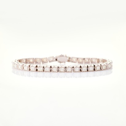 18ct White Gold, 4.60ct Princess Cut Diamond Tennis Bracelet