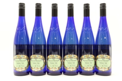(6) 2019 Pieroth Blue Burg Layer Schlosskapelle Muller-Thurgau Kabinett, Nahe