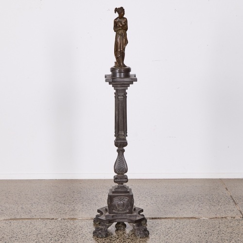 A Reproduction Venus Italica Sculpture in the Manner of Antonio Canova