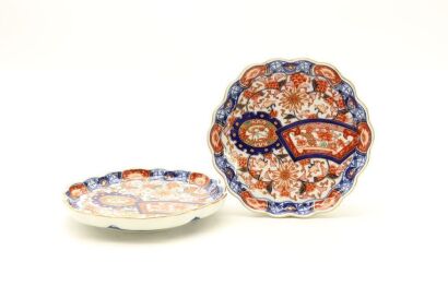 Two Japanese blue and white 'floral' dishes (Showa period, Hizen Mineyama mark)