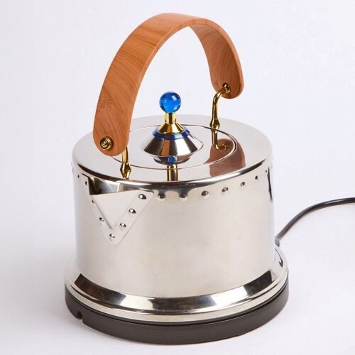 A Bodum Ottoni Electric Kettle