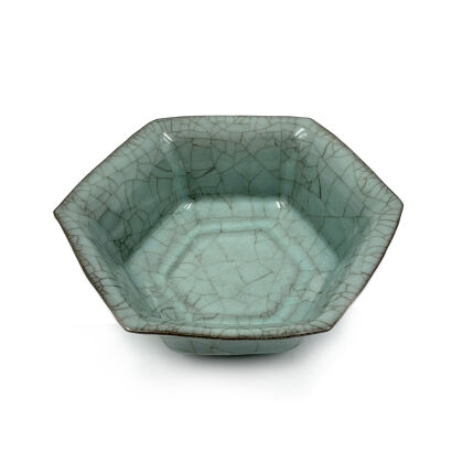 A Chinese 'Song Dynasty Guan-style' Hexagonal Bowl