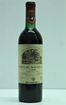 (1) 1969 Chateau Magdelaine, St Emilion