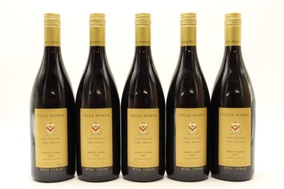 (5) 2002 Villa Maria Cellar Selection Pinot Noir, Marlborough