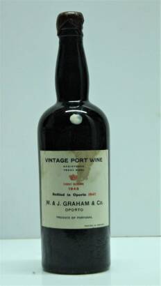 (1) 1945 Graham's Vintage Port, Oporto