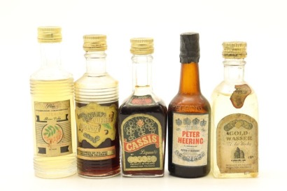 (1) Mixed European Liqueurs & Spirits Miniatures, 5 Bottles Sold as One Lot