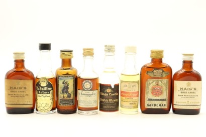 (1) Blended Scotch Whisky Miniatures, 8 Bottles Sold as One Lot