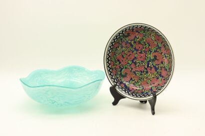 A Painted Ceramic Plate and A Foliate-rim Bowl