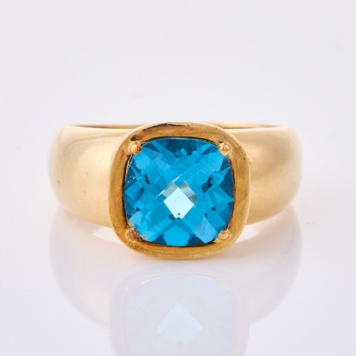 9ct Yellow Gold, Modern, Cushion Shape Topaz /.24ct Diamond Ring