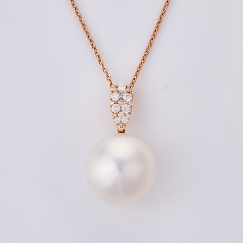 18ct Rose Gold, 14mm South Sea Pearl / .24ct Diamond Necklace - Near new