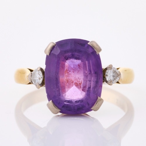 18ct Yellow / White Gold, Modern, Amethyst / Diamond Ring