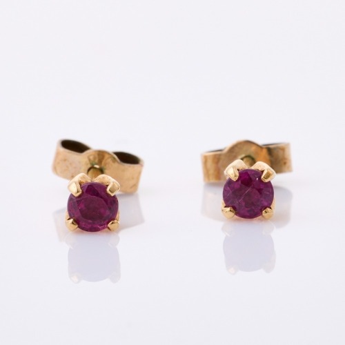 9ct Yellow Gold, 3.16mm Ruby Stud Earrings