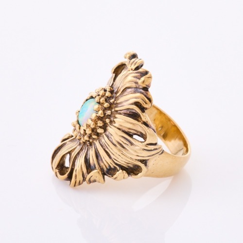 Gavan Riley Brooch 9ct Yellow Gold, Opal Set Flower Ring, made by NZ Jeweller, Gavan Riley
