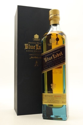 (1) Johnnie Walker Blue Label Blended Scotch Whisky, 40% ABV (GB)