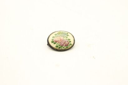 A Japanese Satsuma Brooch