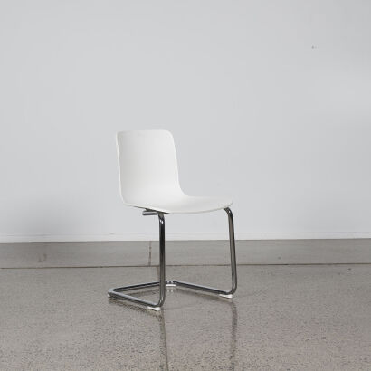 A HAL Cantilever by Jasper Morrison for Vitra