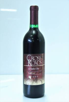 (1) 2002 Crossroads Cabernet Sauvignon, Hawkes Bay