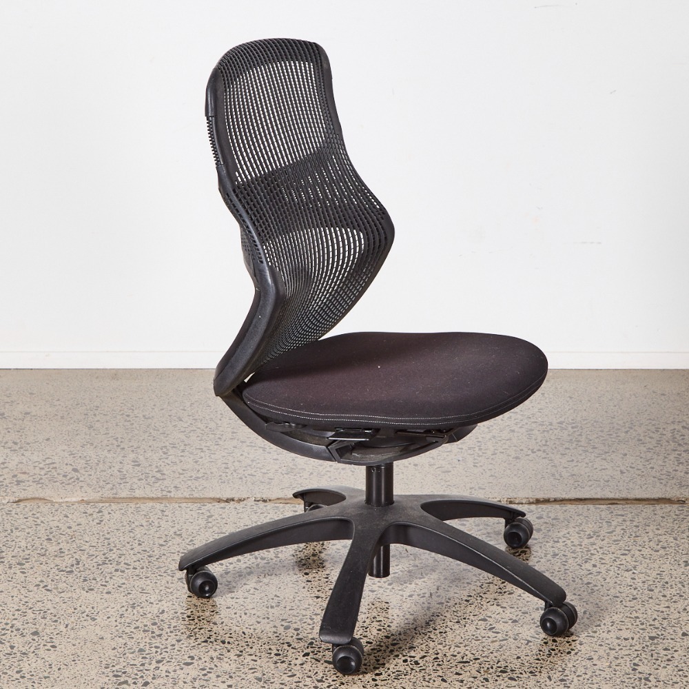 Formway Task Chair A Formway Generation Desk Chair
