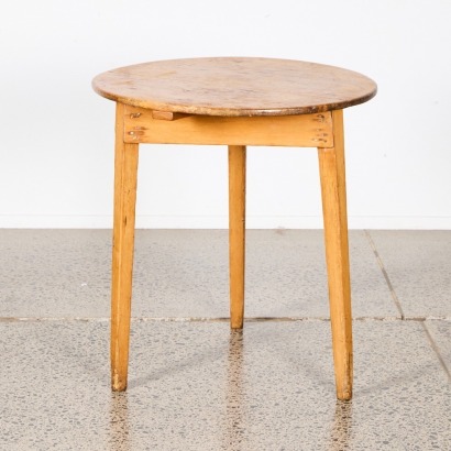 A Rustic Table