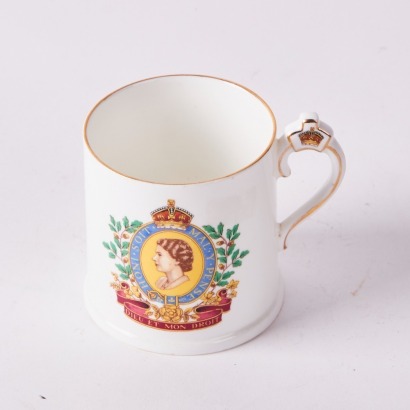 A ERII Commemorative Tankard