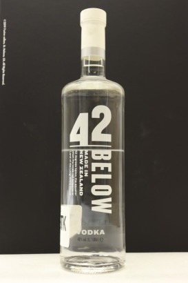 (1) 42 Below Vodka, New Zealand, 40% ABV, 1000ml