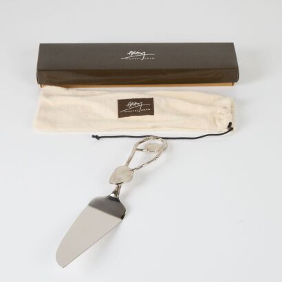 A Michael Aram Botanical Leaf Cake Server