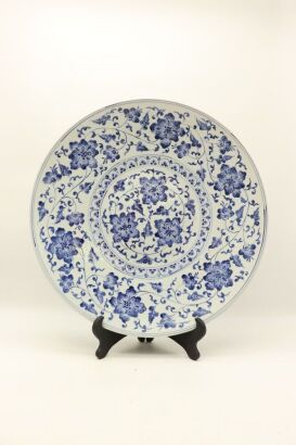 A Chinese JIngdezhen Blue and White' Flowers 'Plate and An Europe Blue and White Dish