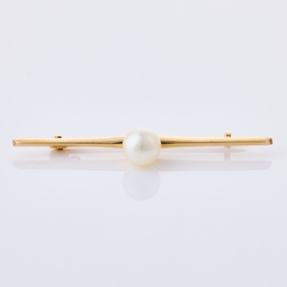 9ct Yellow Gold, Kitamura Pearl Brooch with Box