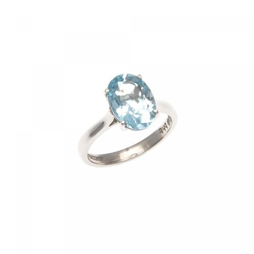 18ct White Gold Aquamarine Ring