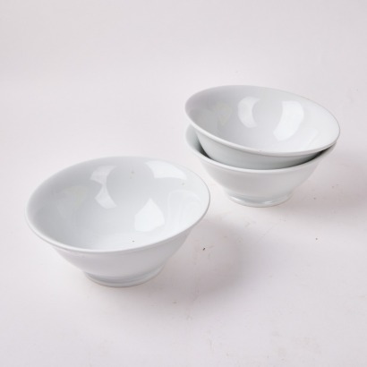 A Set Of Three Pilivuyt Salad Bowls. Made in France