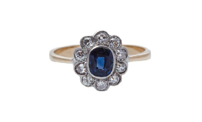 18ct Sapphire and Diamond Ring