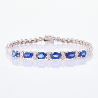 18ct White Gold, 3.30ct Sapphire / .12ct Diamond Tennis Bracelet