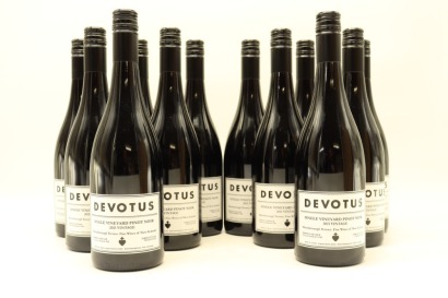 (12) 2021 Devotus Single Vineyard Pinot Noir, Martinborough