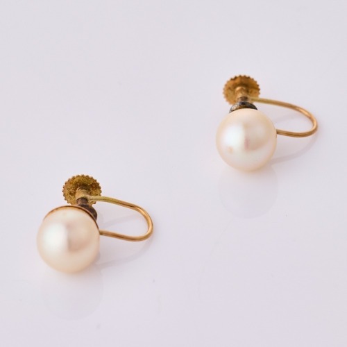 9ct Yellow Gold, 8mm Pearl Earrings with Screw on Backs