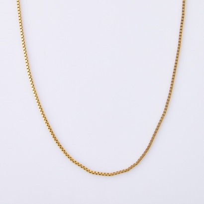 9ct Yellow Gold, 44cm Box Chain (18ct gold clasp)