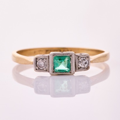 9ct Yellow Gold / Platinum, Vintage, Step cut Emerald / .02ct Diamond Ring